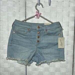 Universal Light Blue Jean Shorts with Frayed Hem